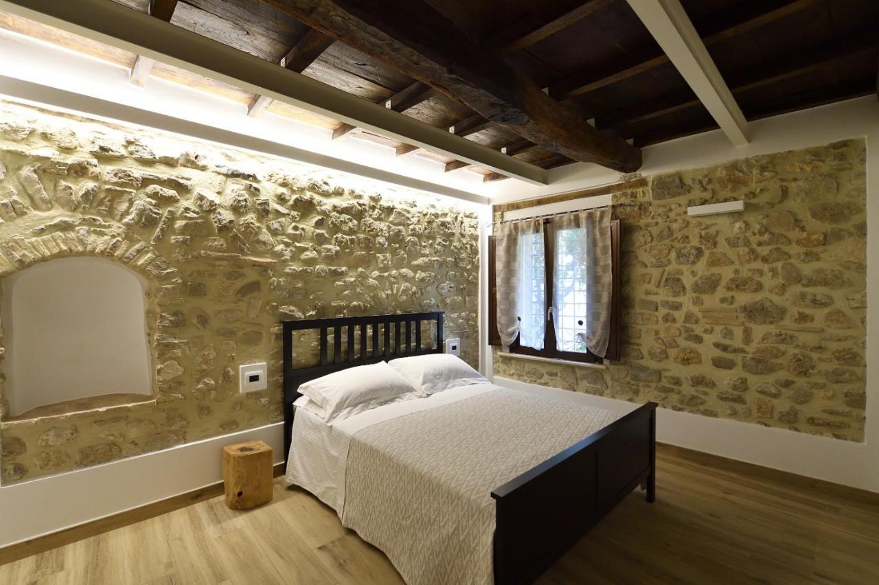 Le Benedettine Affittacamere Relais 丰迪 外观 照片