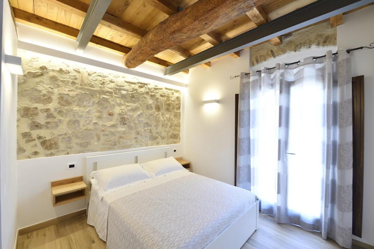 Le Benedettine Affittacamere Relais 丰迪 外观 照片