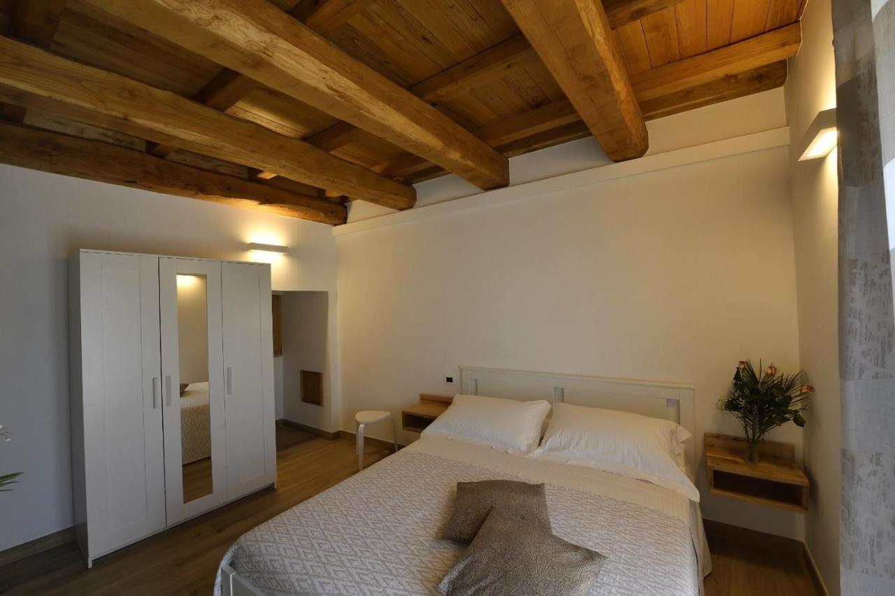 Le Benedettine Affittacamere Relais 丰迪 外观 照片